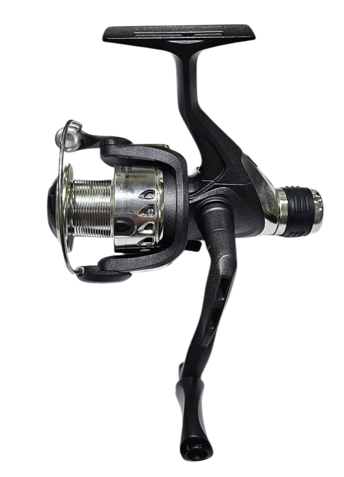 Carrete marca Pelikan modelo Cumpa CPR-300 3 rodamientos