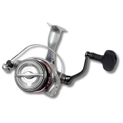 CARRETE OKUMA AVENGER AV 3000B PINK