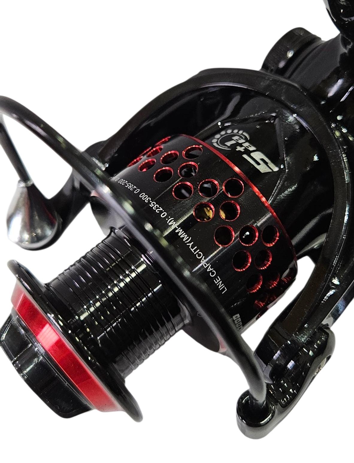 Carrete marca Rapala modelo Thunder