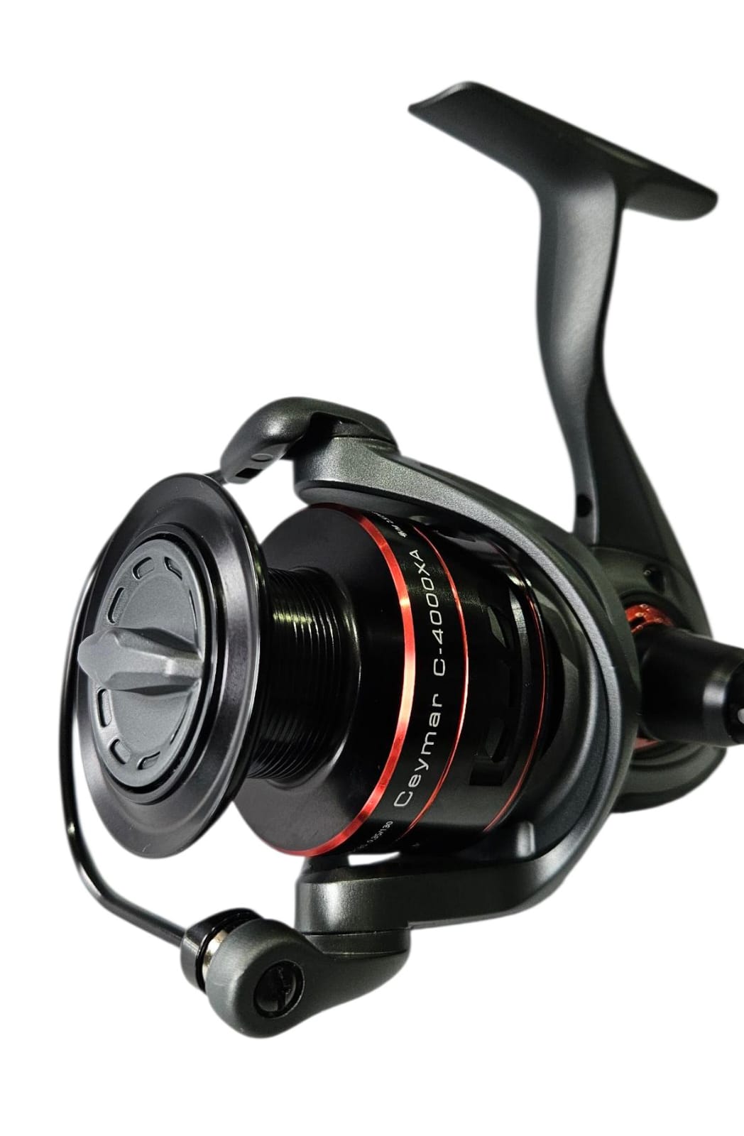 Carrete marca Okuma modelo Ceymar serie C